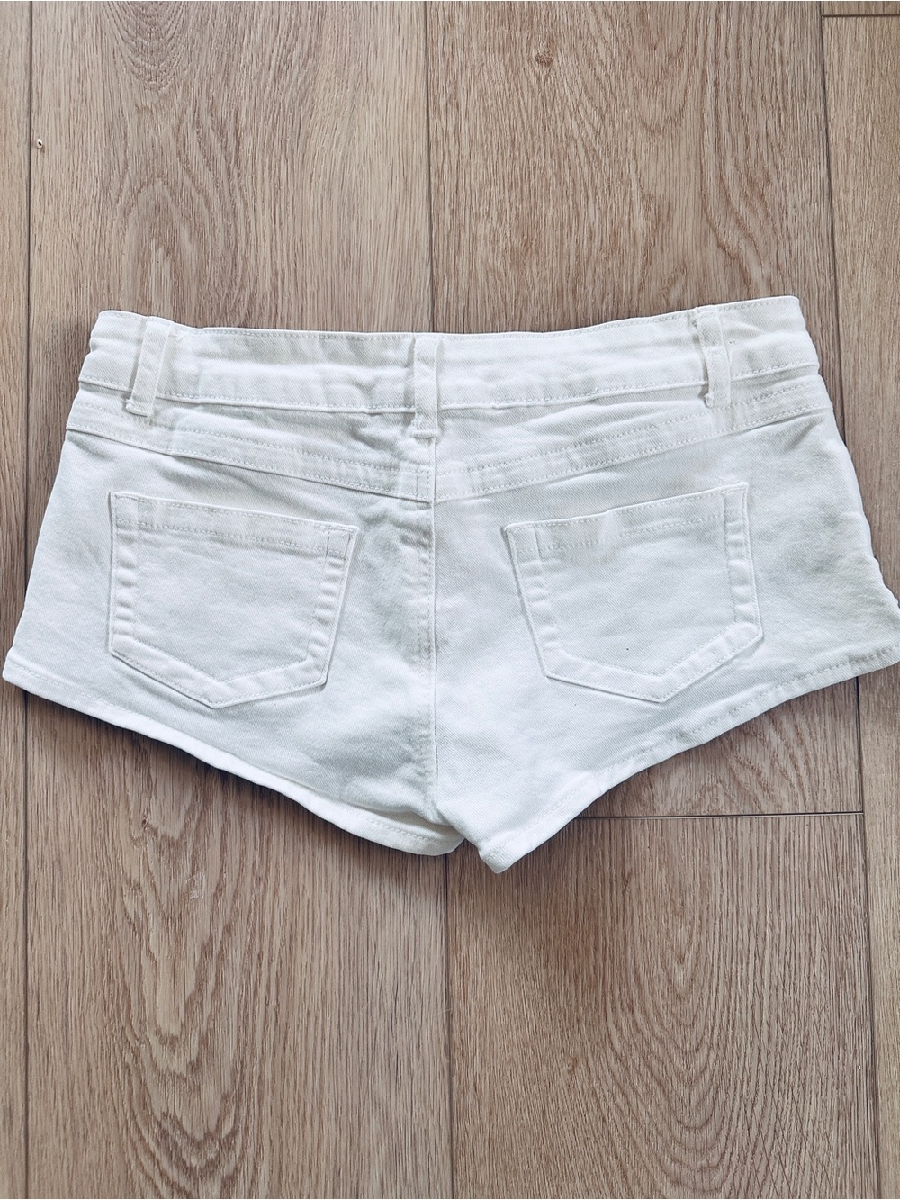 🩳 Jagger Low Rise Denim Shorts White Médium 💫💖 - Picture 9 of 13